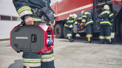 Honda EU 32i inverteres áramfejlesztő